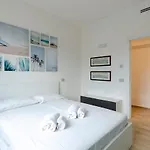 Joivy Spacious 2-bedroom Flat With Balcony Near In Apartment Sestri Levante
