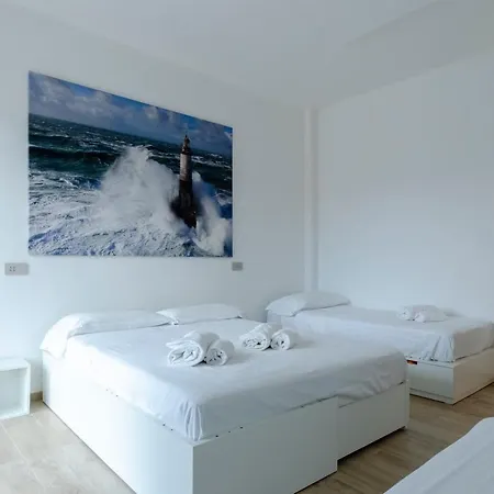 Apartamento Joivy Spacious 2-bedroom Flat With Balcony Near In *